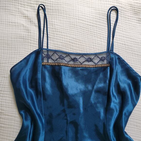 Vintage Y2K Womens XL* Delicates Teal Blue Slip Mini Dress Satin Royal Mesh Lace - Picture 2 of 4